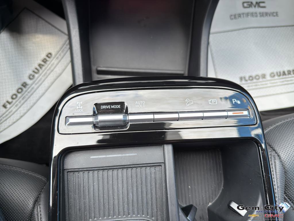 Used 2025 Hyundai Tucson Limited image 28