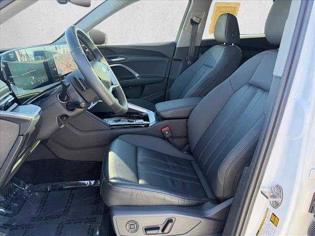 Certified 2025 Audi Q5 Premium w/ Convenience Package AWD/4WD image 17