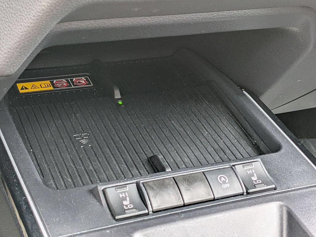 Used 2026 Toyota Corolla Cross XLE FWD image 30