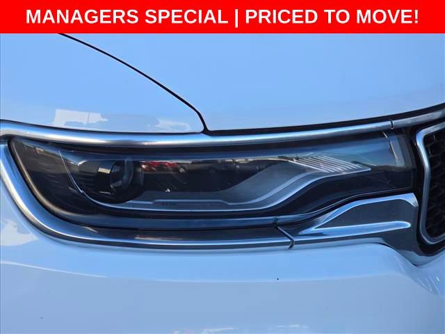 Used 2024 Jeep Wagoneer L Series II w/ Flexible Seating Group image 29