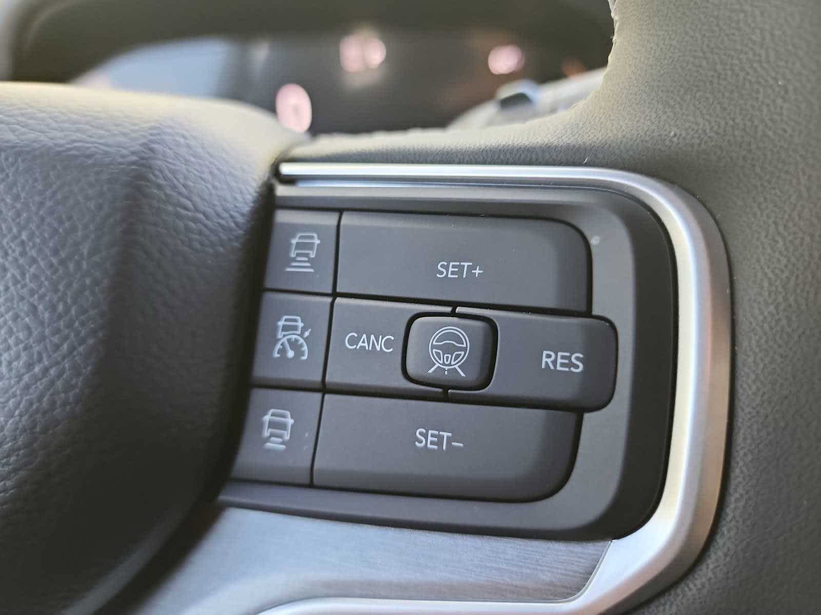 New 2026 Jeep Grand Wagoneer L Limited AWD/4WD image 42
