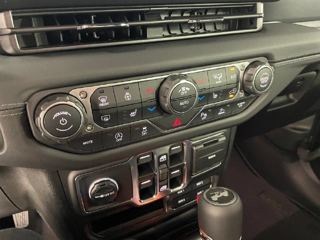 New 2027 Jeep Wrangler Unlimited Sahara AWD/4WD image 6