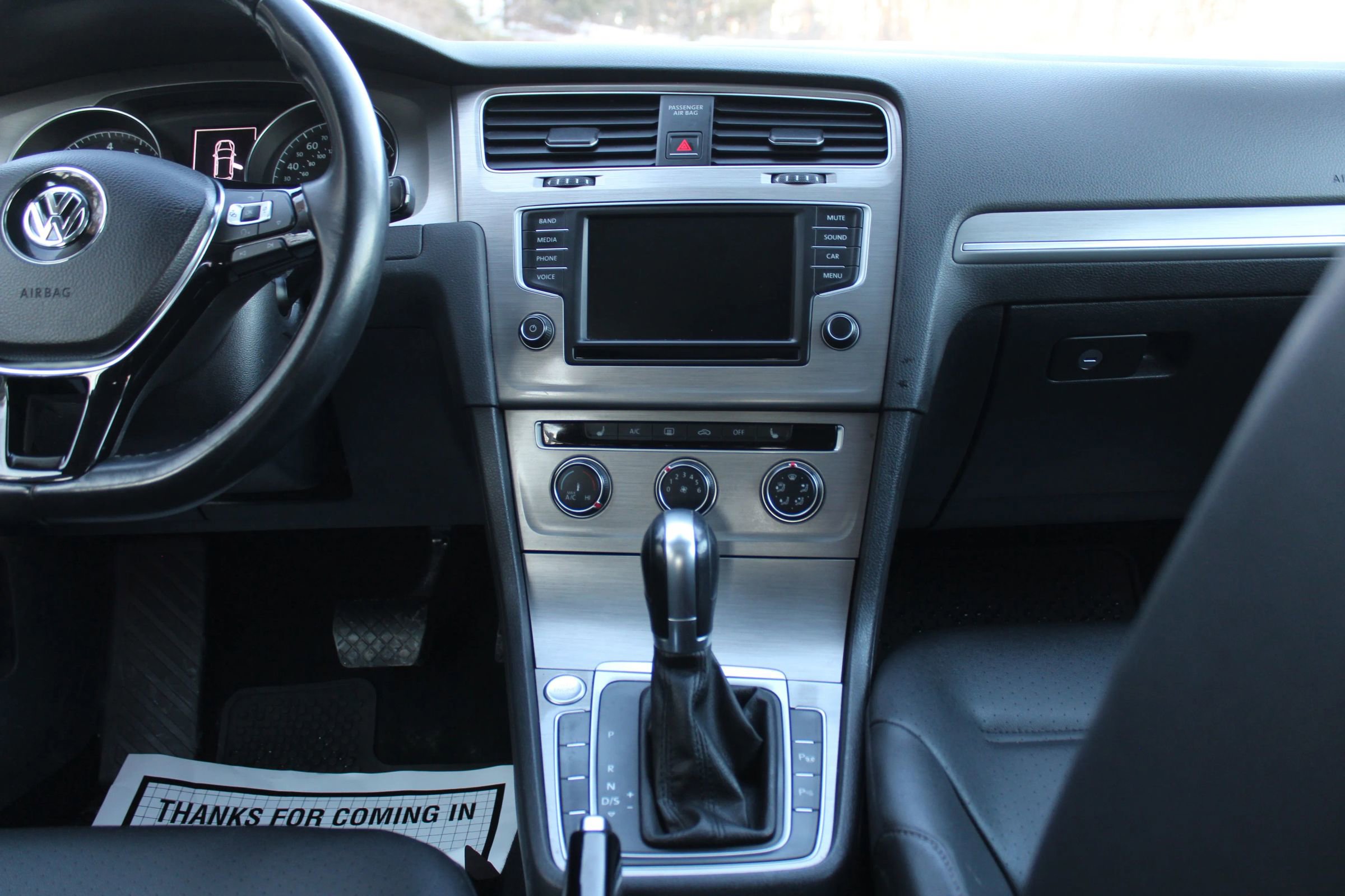 Used 2016 Volkswagen Golf SE w/ Lighting Package image 21