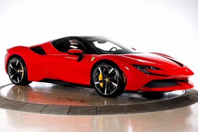 Used 2024 Ferrari SF90 Spider image 13