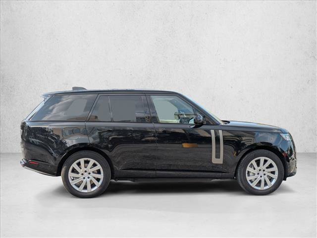 Certified 2025 Land Rover Range Rover SE AWD/4WD image 4