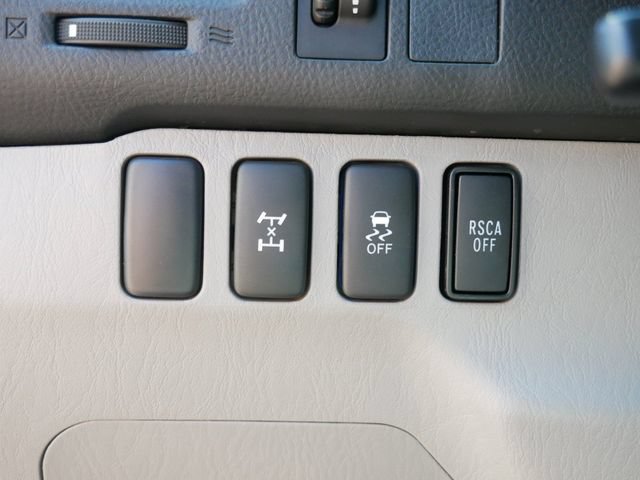 Used 2008 Toyota 4Runner SR5 AWD/4WD image 16