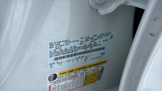 Used 2025 Ford Expedition Platinum image 35