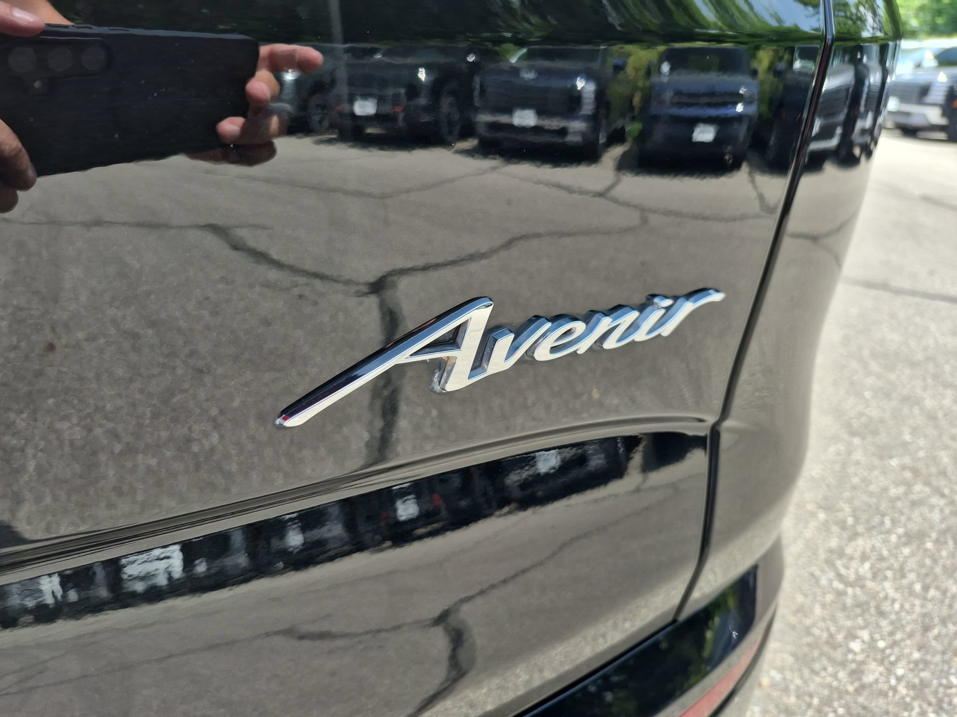Certified 2022 Buick Enclave Avenir w/ Avenir Technology Package AWD/4WD image 33