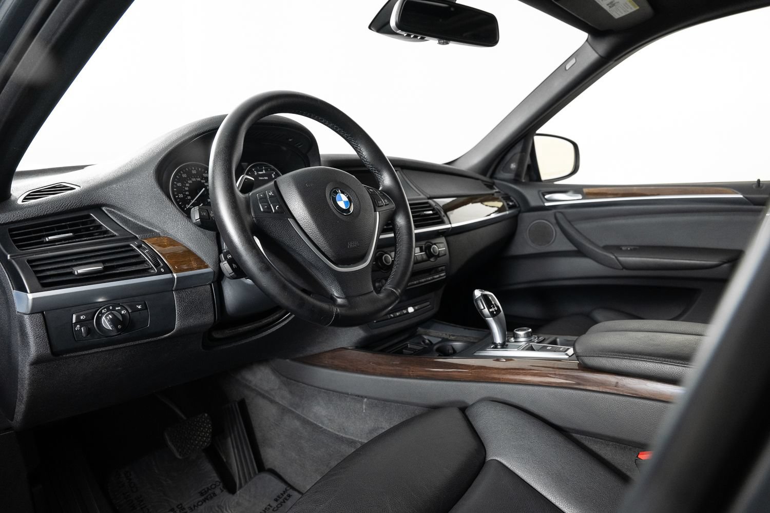 Used 2013 BMW X5 xDrive50i w/ Sport Activity Pkg AWD/4WD image 13