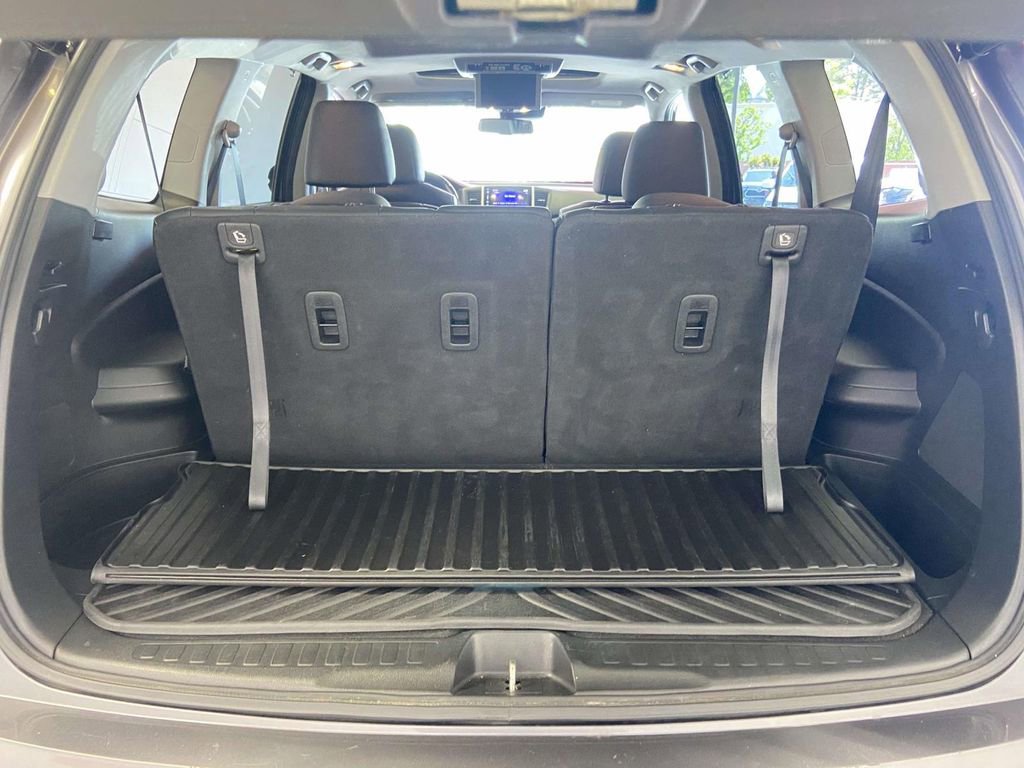 Used 2018 Honda Pilot Elite image 12