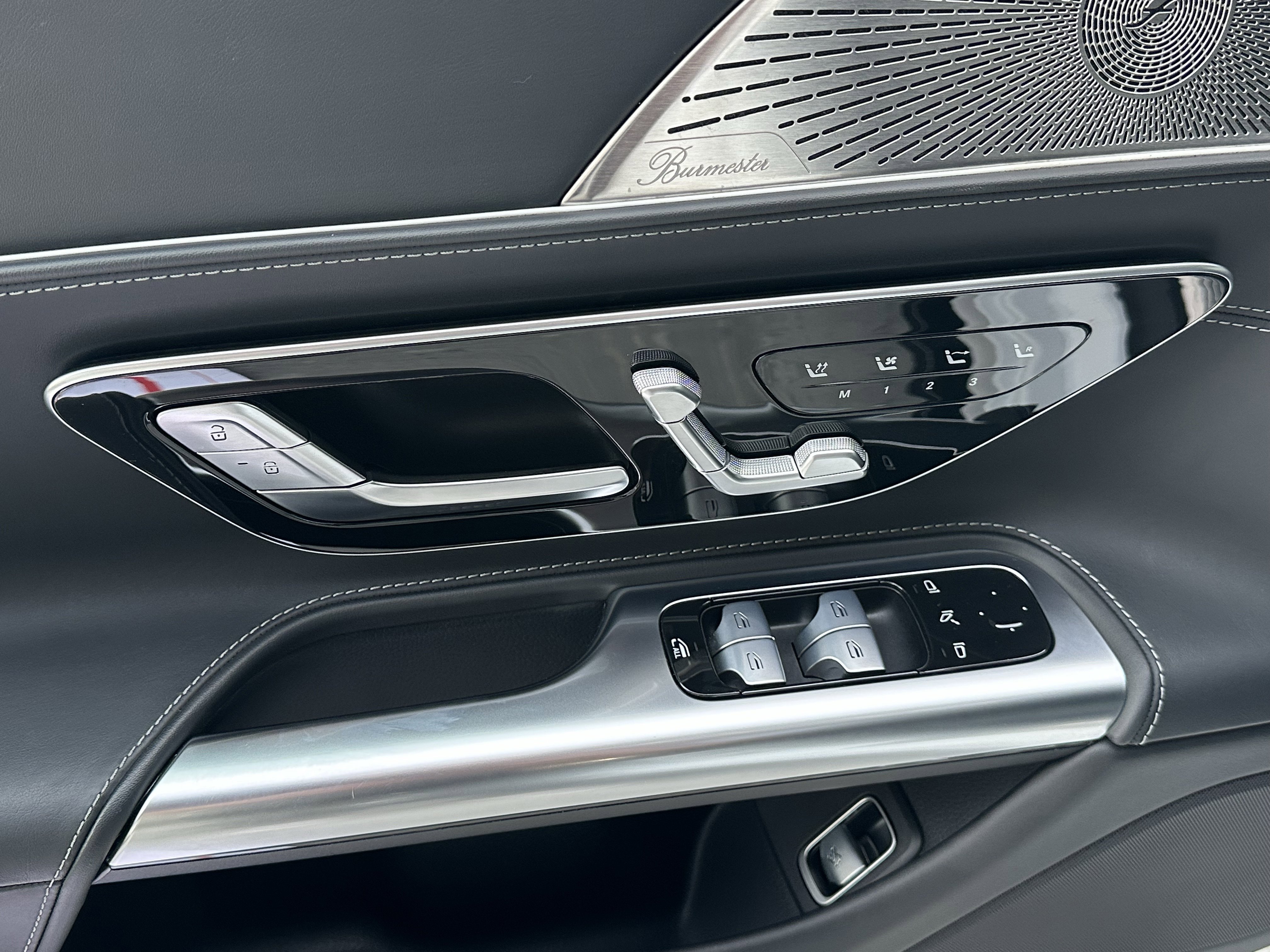 Used 2022 Mercedes-Benz SL 63 AMG 4MATIC image 15