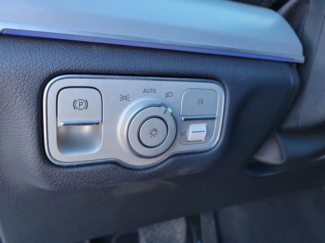 Used 2024 Mercedes-Benz GLE 350 4MATIC image 32