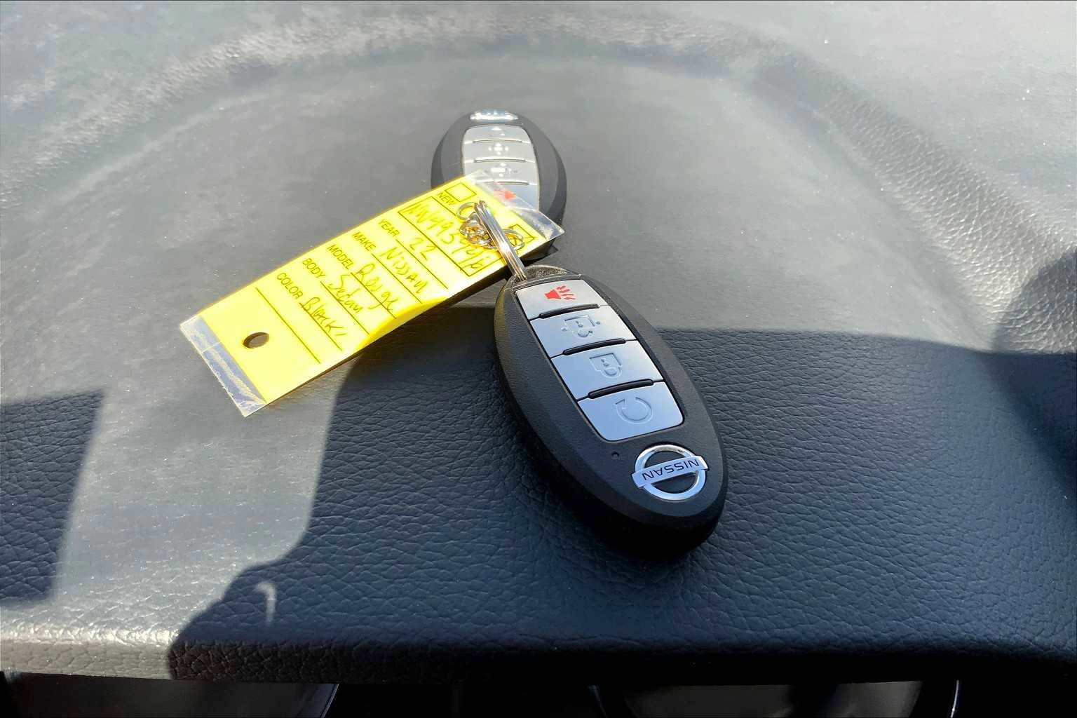 Used 2022 Nissan Rogue Sport SL image 23