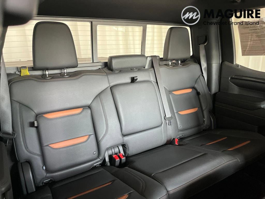 Used 2024 GMC Sierra 1500 AT4 w/ AT4 Premium Package AWD/4WD image 30