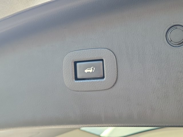 Used 2019 Nissan Armada SV w/ Driver Package RWD image 12