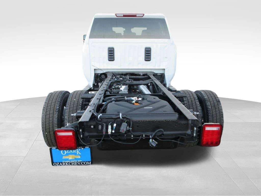New 2026 Chevrolet Silverado 3500 LT w/ Convenience Package image 4