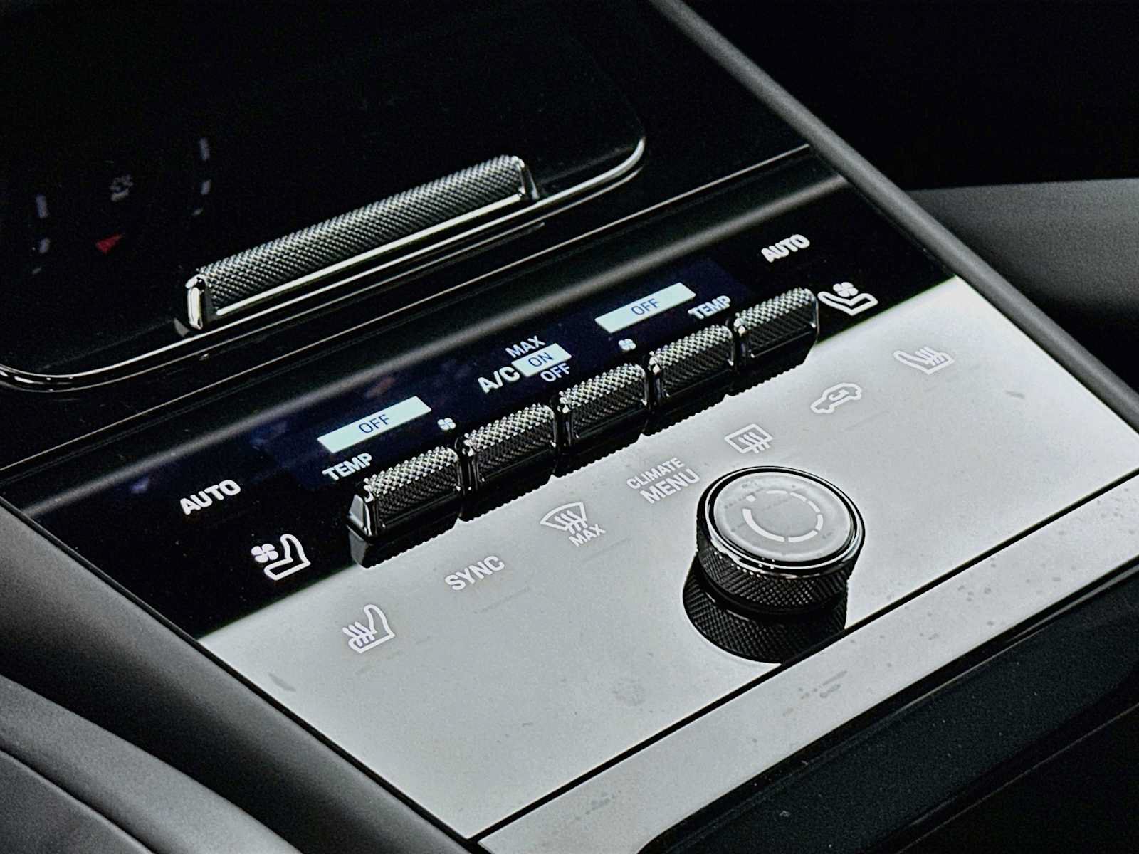 New 2026 Porsche Cayenne Coupe AWD/4WD image 21