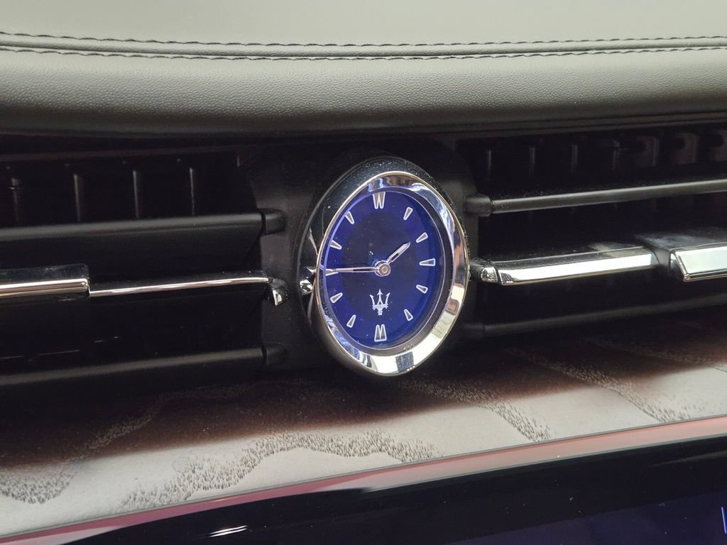 Certified 2023 Maserati Quattroporte Modena RWD image 42