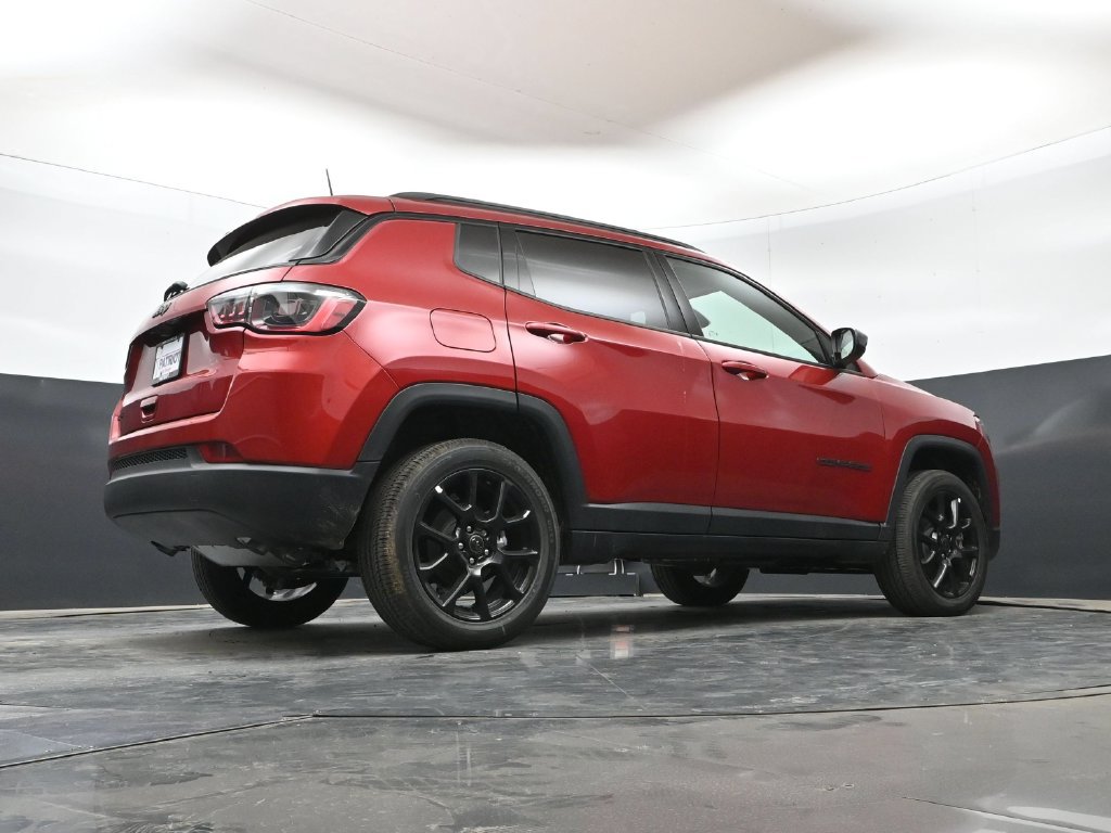 New 2026 Jeep Compass Latitude AWD/4WD image 41