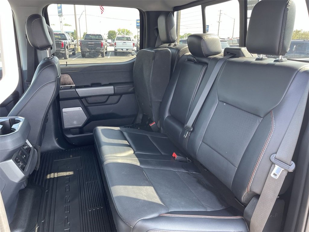 Used 2023 Ford F350 Lariat w/ Chrome Package image 22
