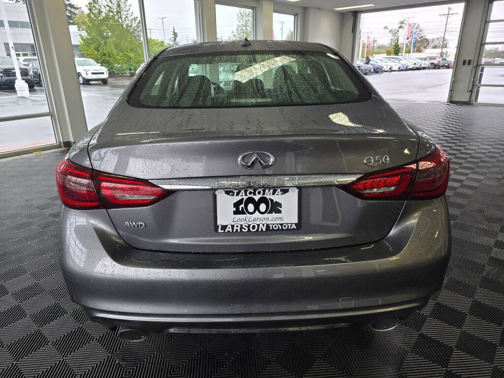 Used 2019 INFINITI Q50 Luxe w/ Essential Package (3.0T Luxe) AWD/4WD image 4