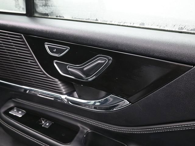 Used 2022 Lincoln Corsair AWD w/ Premium Package image 10