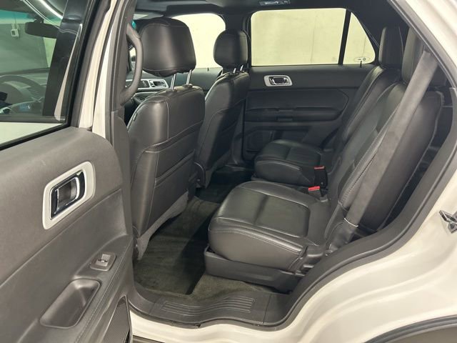 Used 2014 Ford Explorer XLT w/ Equipment Group 202A image 8