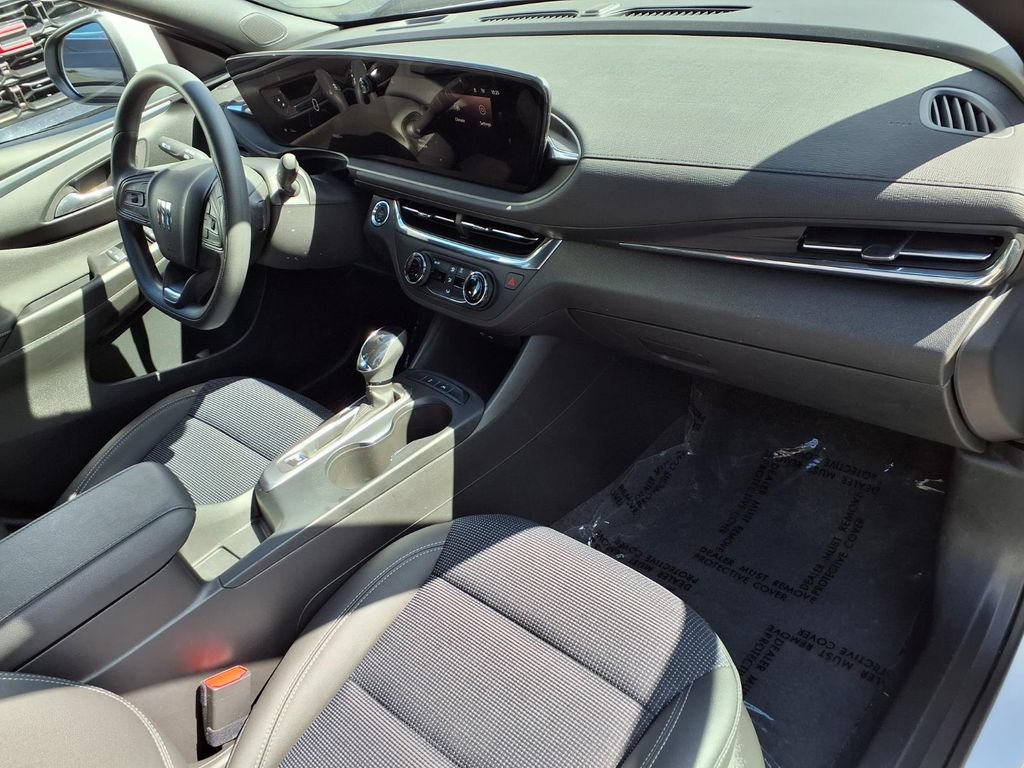 Certified 2026 Buick Envista Preferred FWD image 27