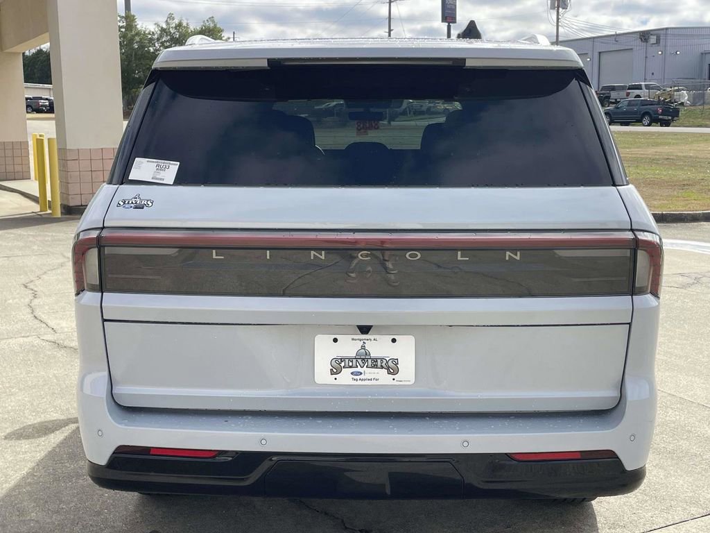 New 2026 Lincoln Navigator L Reserve image 4