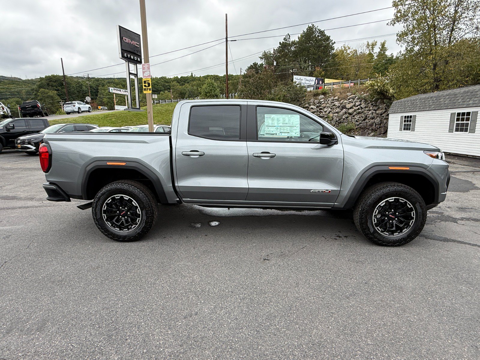 New 2026 GMC Canyon AT4 w/ Off-Road Front Bumper Package AWD/4WD image 6