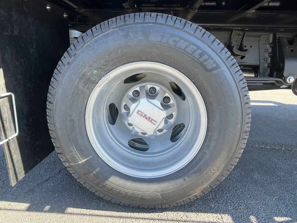 New 2025 GMC Sierra 3500 Pro w/ Convenience Package RWD image 29