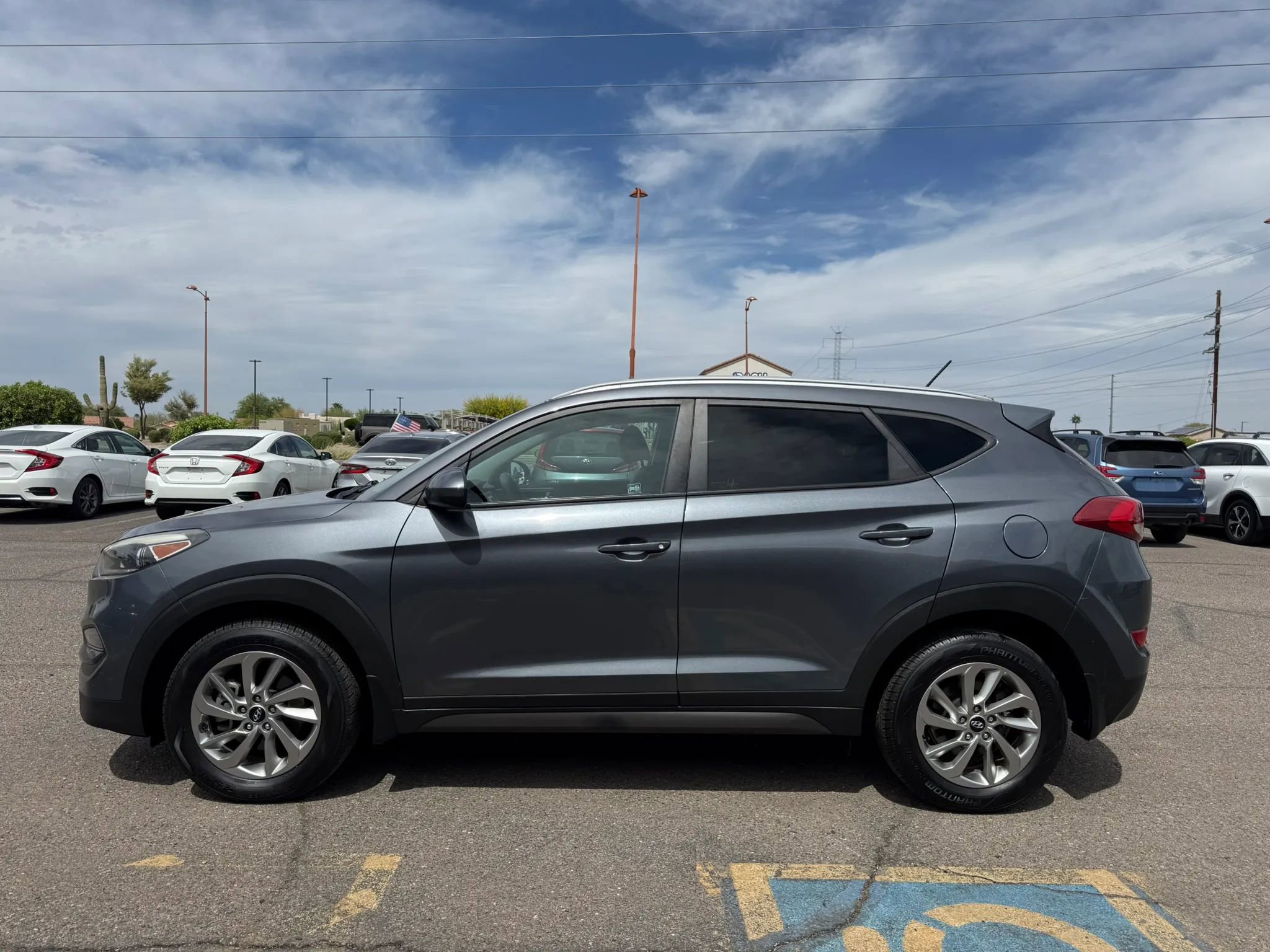 Used 2016 Hyundai Tucson SE w/ Option Group 02 FWD image 6