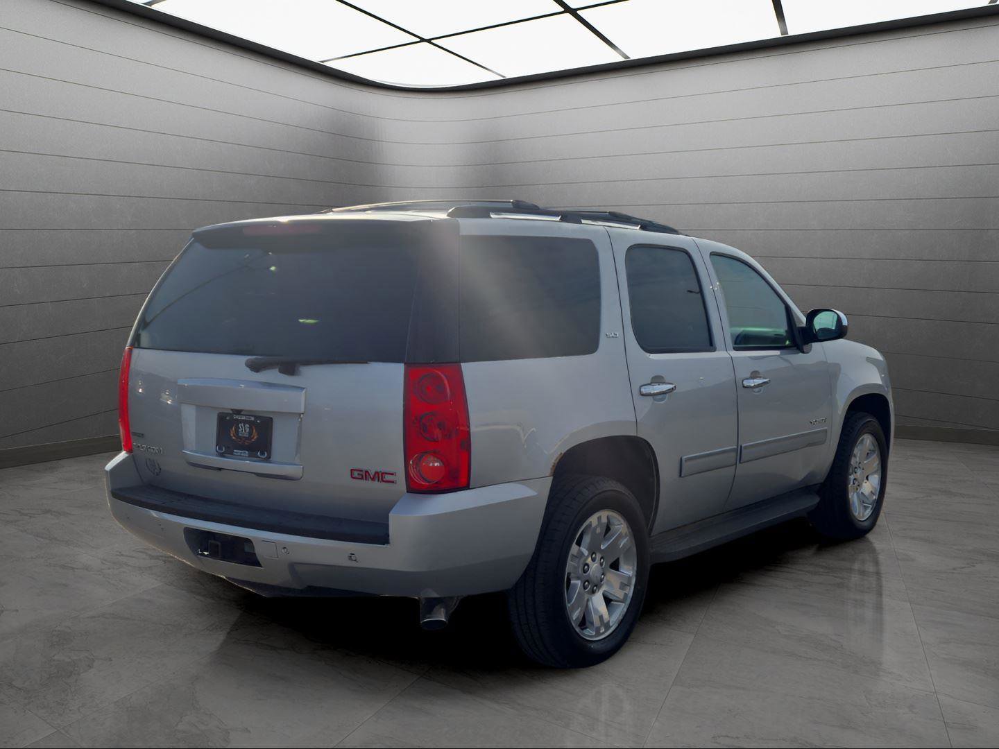 Used 2012 GMC Yukon SLT w/ Regional Value Package image 28
