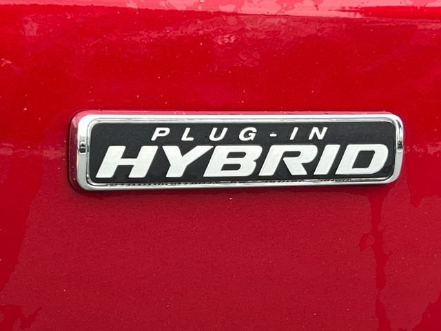 New 2024 Ford Escape SE FWD image 2