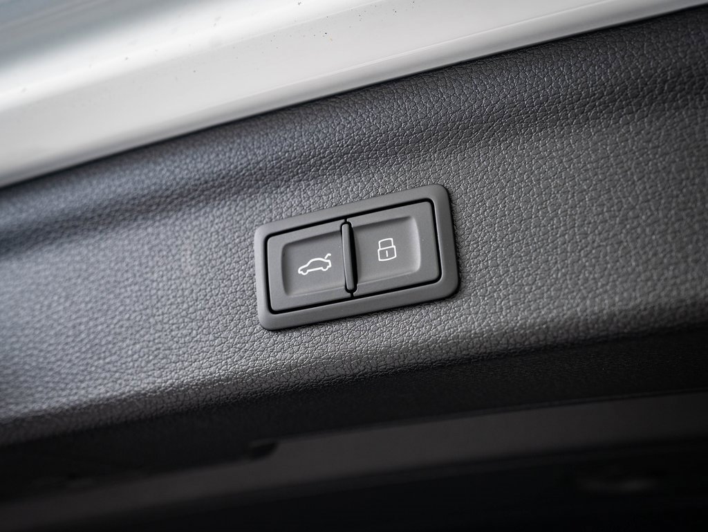 New 2025 Audi Q3 2.0T Premium Plus image 20