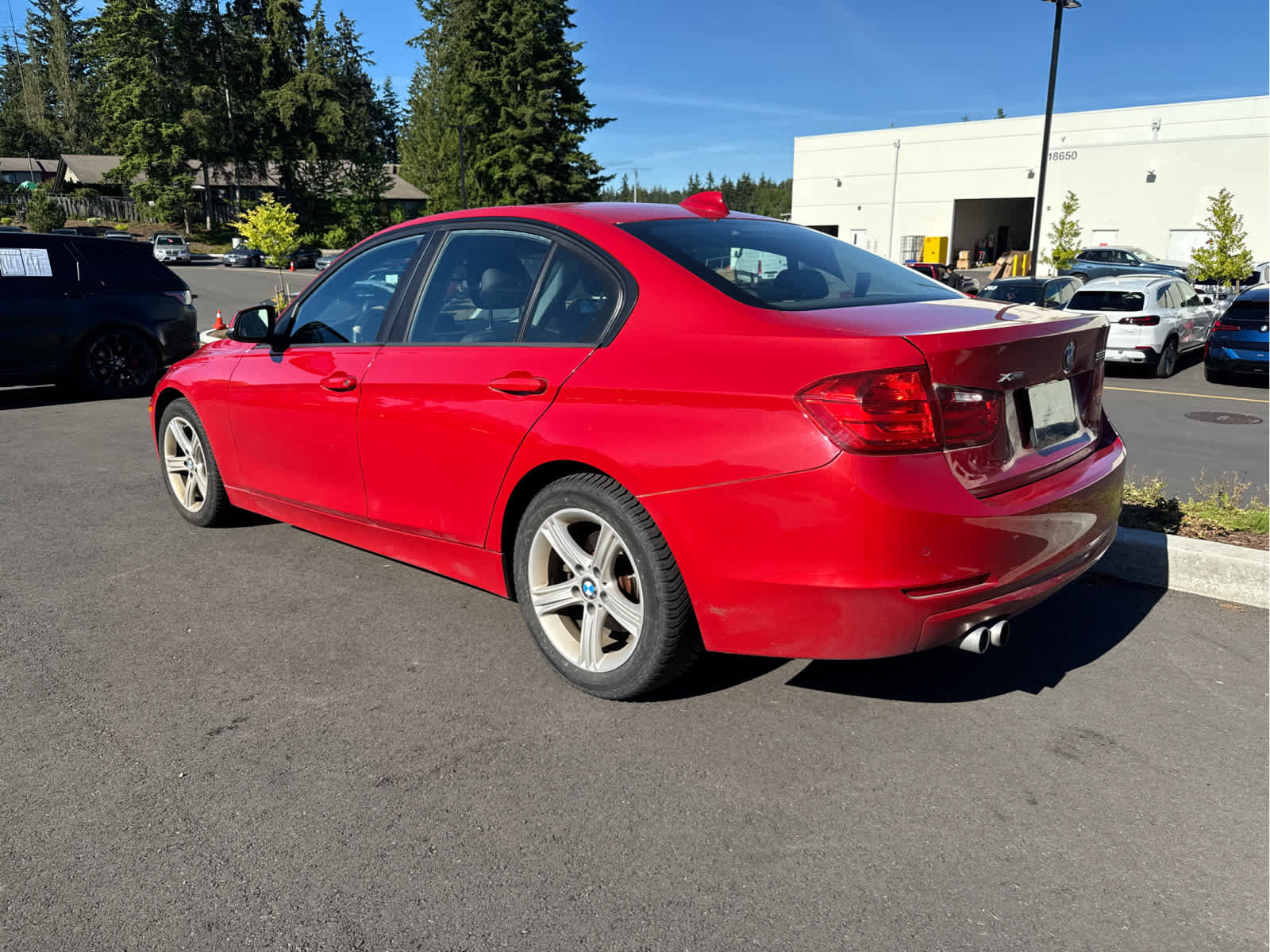 Used 2015 BMW 328i xDrive Sedan AWD/4WD image 4
