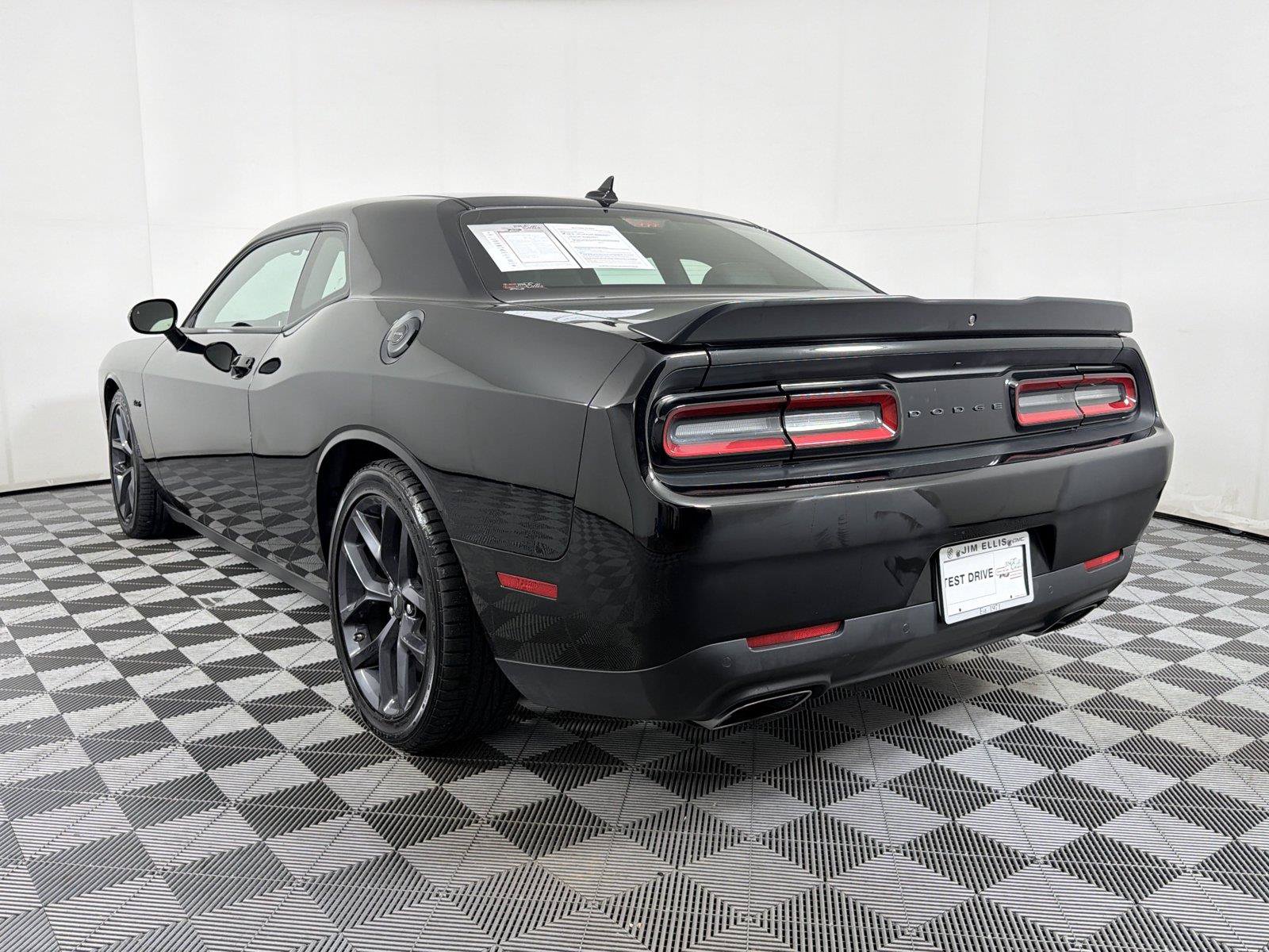 Used 2023 Dodge Challenger R/T w/ Plus Package RWD image 4