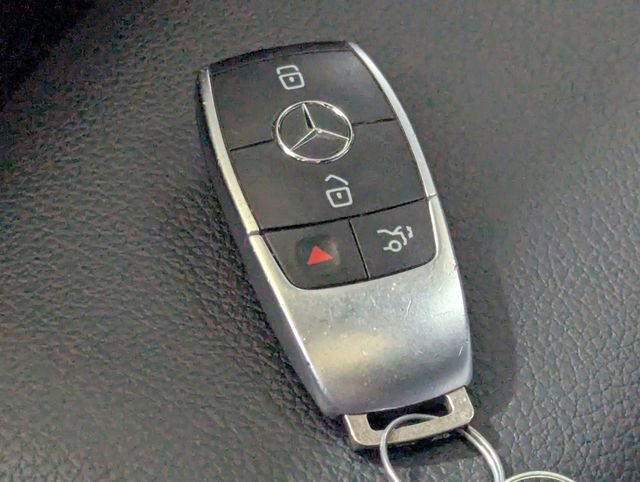 Used 2020 Mercedes-Benz CLA 250 image 23
