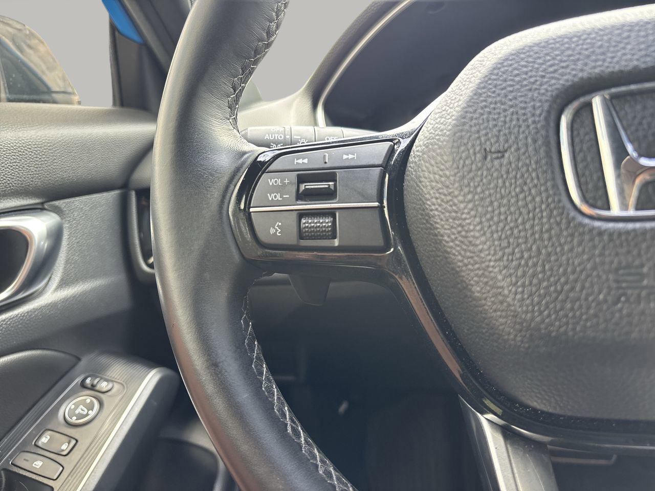 Used 2022 Honda Civic Sport Touring image 25