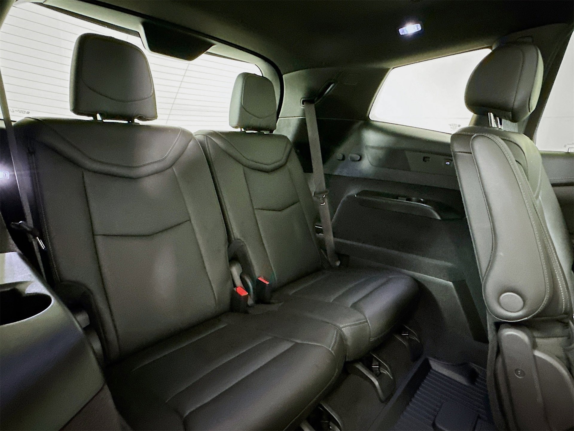 Used 2023 Cadillac XT6 Sport w/ Technology Package image 30