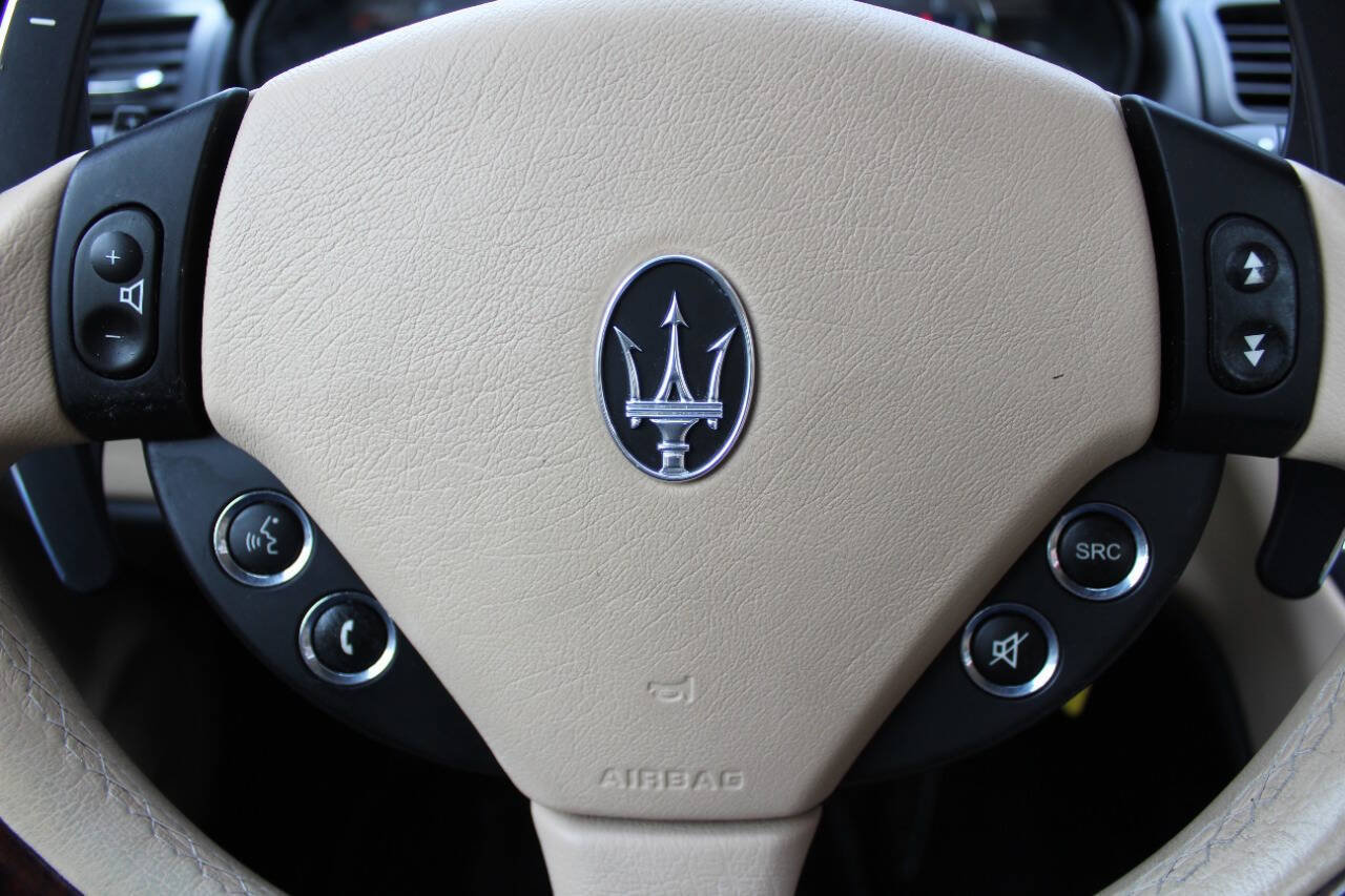 Used 2015 Maserati GranTurismo Convertible RWD image 11