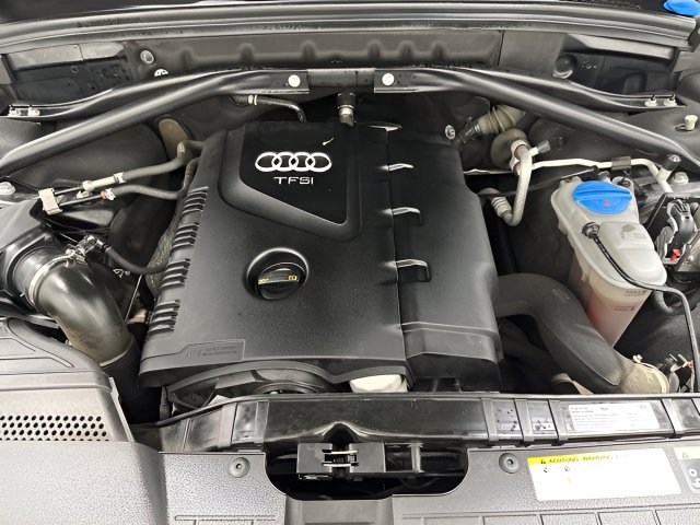 Used 2016 Audi Q5 2.0T Premium Plus w/ Technology Package AWD/4WD image 10