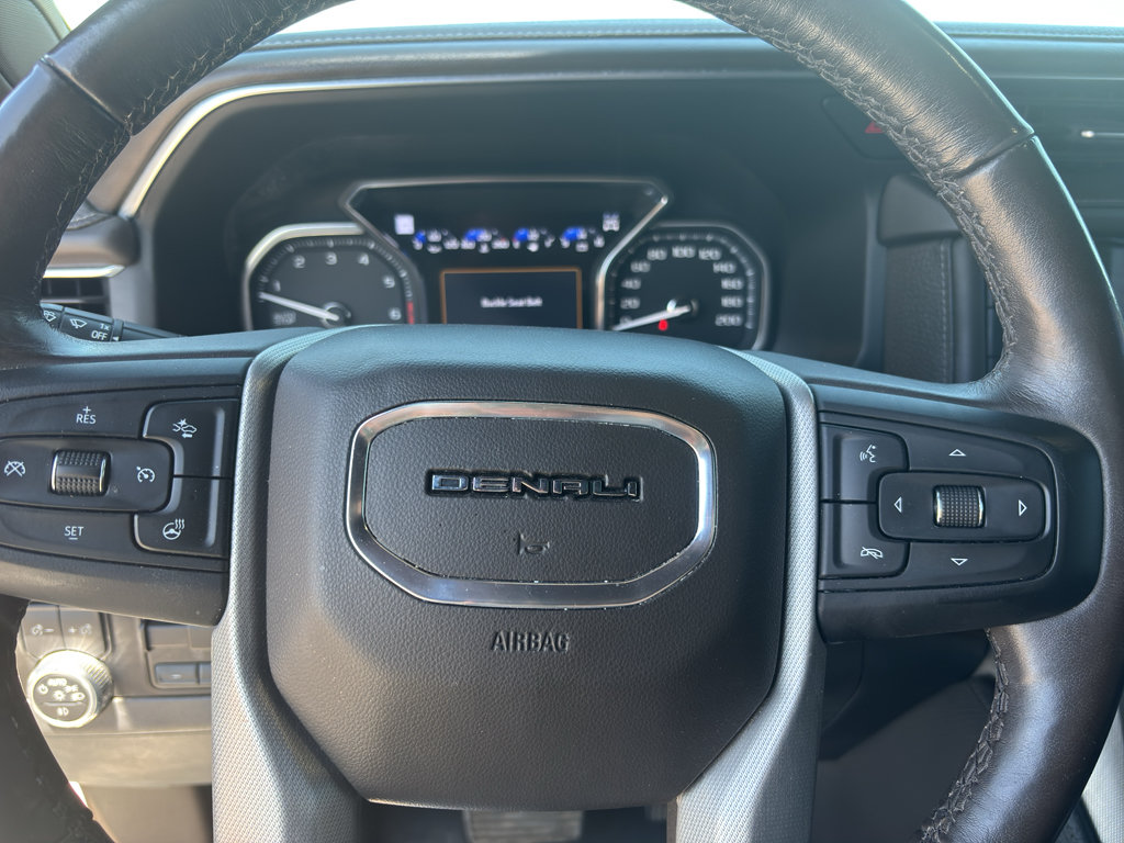 Used 2021 GMC Yukon XL Denali w/ Denali Ultimate Package AWD/4WD image 25