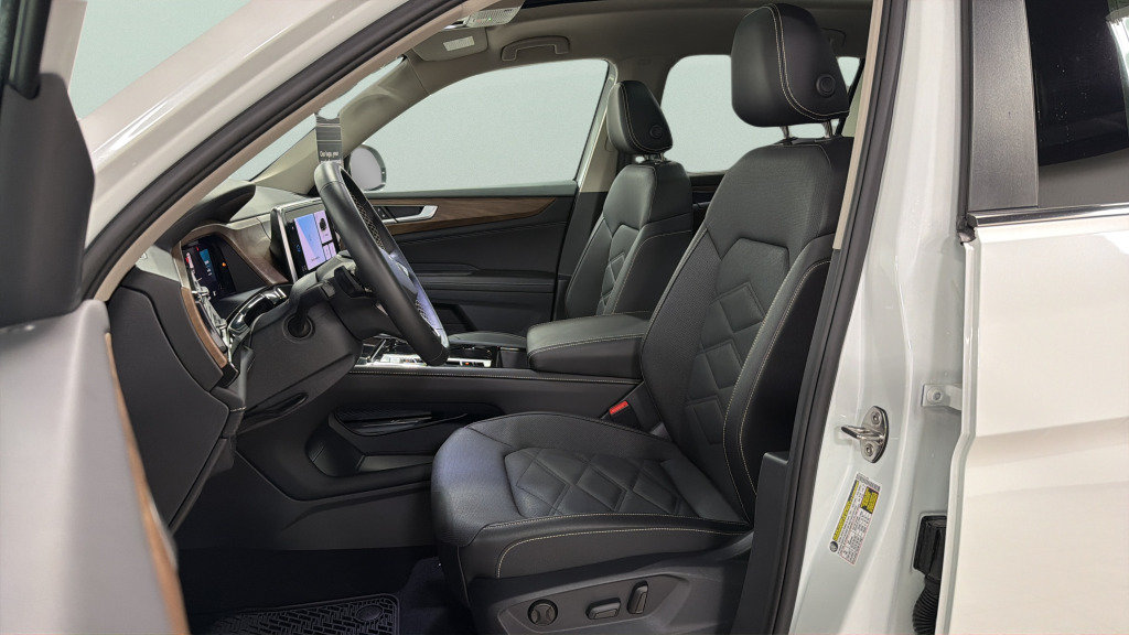Certified 2026 Volkswagen Atlas SE AWD/4WD image 17
