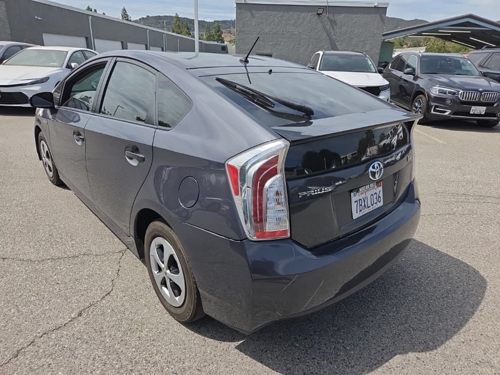 Used 2013 Toyota Prius Two FWD image 3