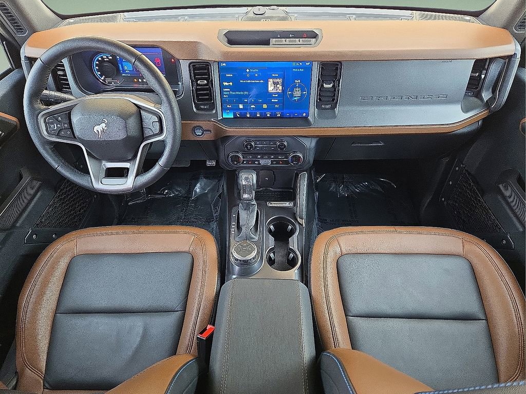 Used 2024 Ford Bronco Outer Banks image 17