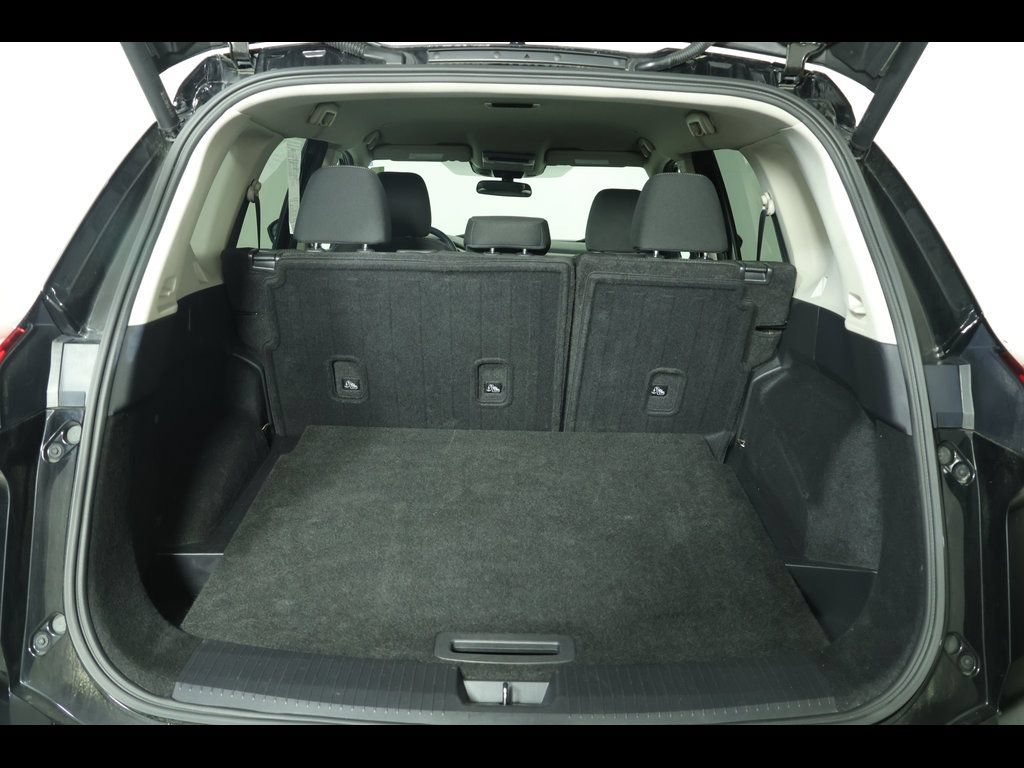 Used 2024 Nissan Rogue SV FWD image 10