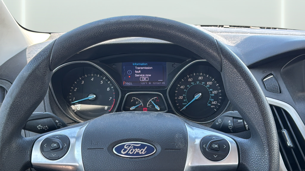 Used 2013 Ford Focus SE w/ Super Fuel Economy (SFE) Pkg FWD image 30