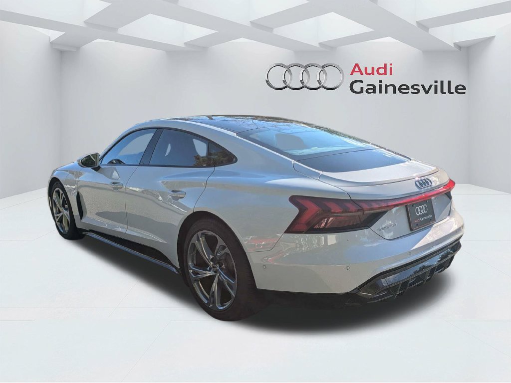 Used 2024 Audi e-tron GT Prestige AWD/4WD image 7