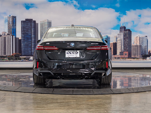 New 2027 BMW i5 xDrive40 w/ M Sport Package AWD/4WD image 11
